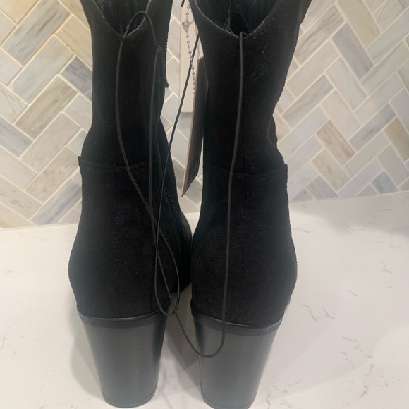 Olivia & Kate Boots - Picture 5 of 5